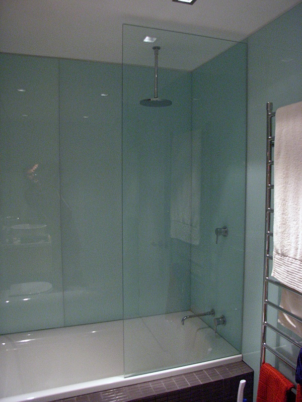 Colourback Bathroom Wall